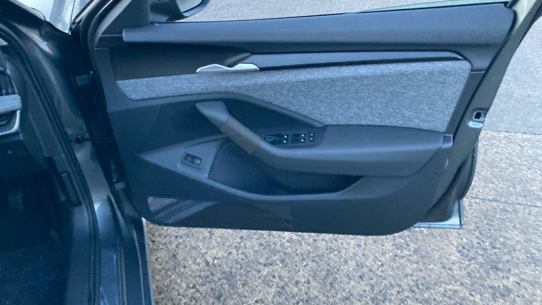 Skoda Superb 1.5 TSI iV SE Technology DSG 5dr Estate